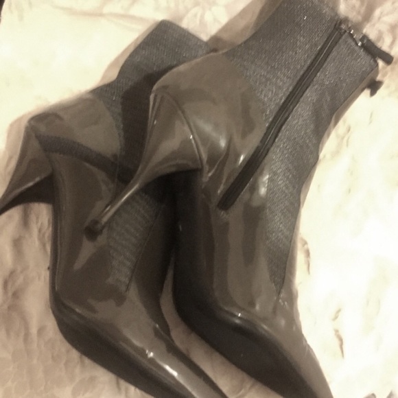 PRADA Grey Patent Leather Ankle Boots sz 6 - Picture 9 of 9